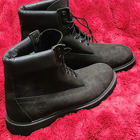 Timberland Men's Black Boots - Picture 2 of 14